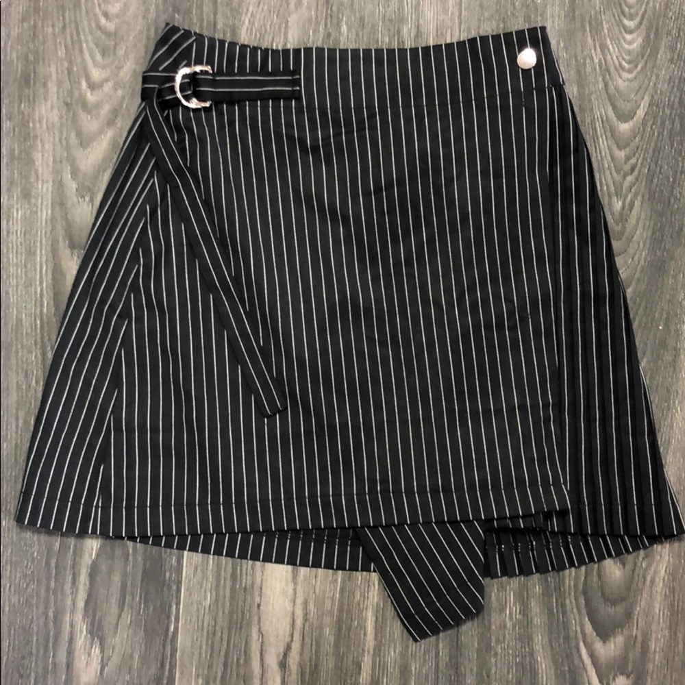 Seek The Label pinstriped skirt
